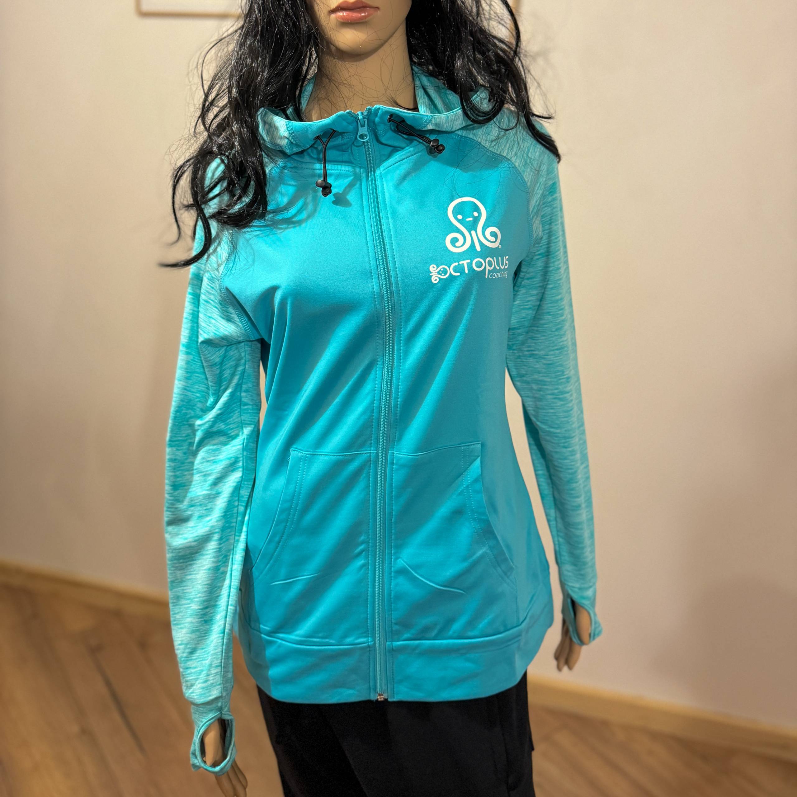 Veste à capuche bleue Octopus sur mannequin.